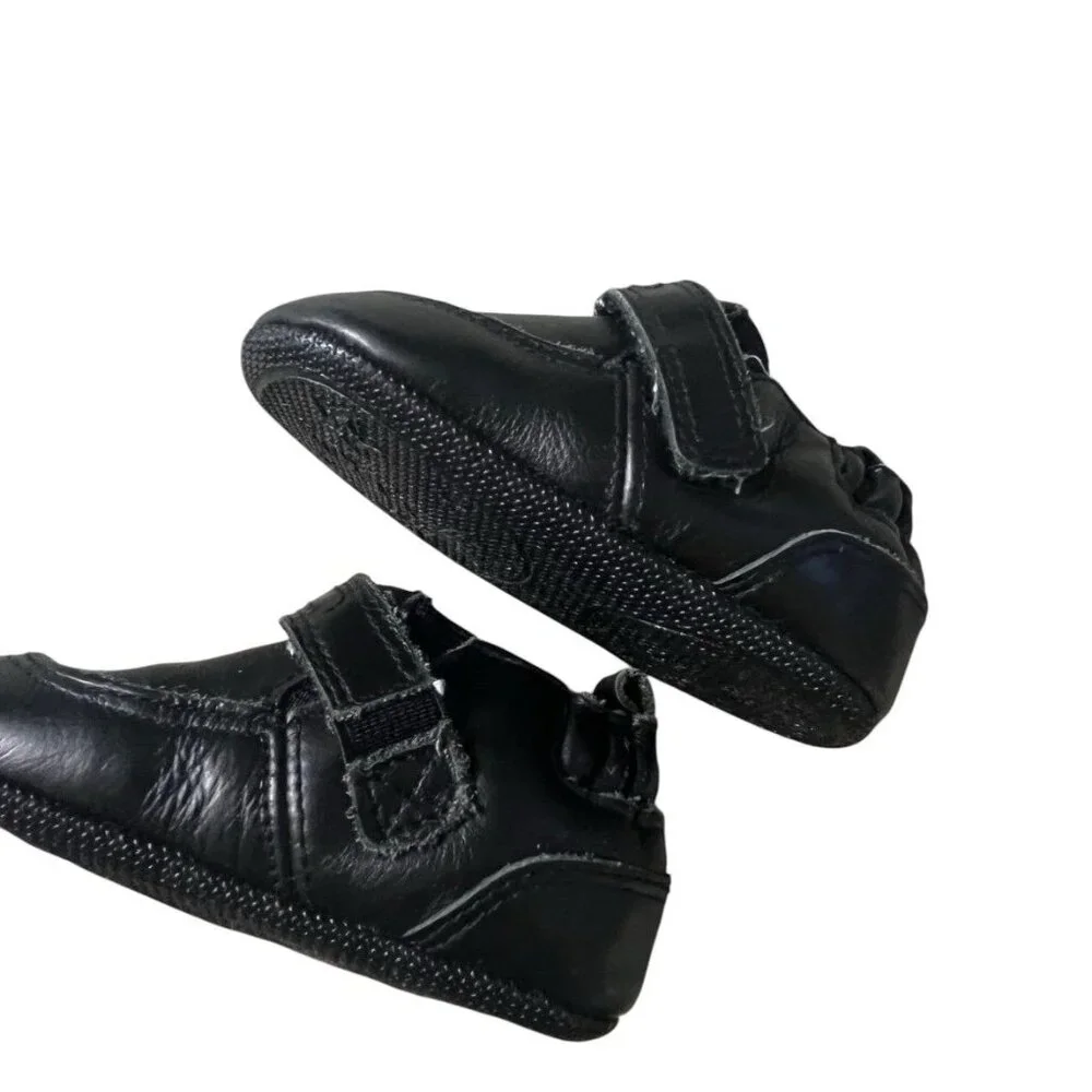 Robeez infant black